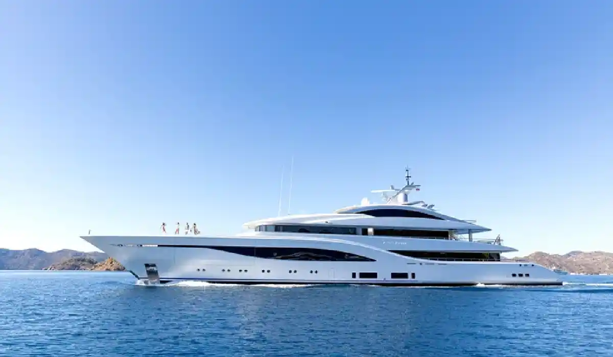 Feadship - Arrow - Luxury Yacht Charter - Preowned Luxury Yachts - Exclusive Concierge Club.webp